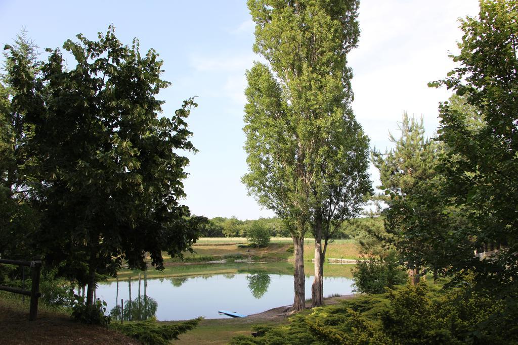 La Cle Des Champs *